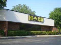 Nipa Hut Bar Restaurant 